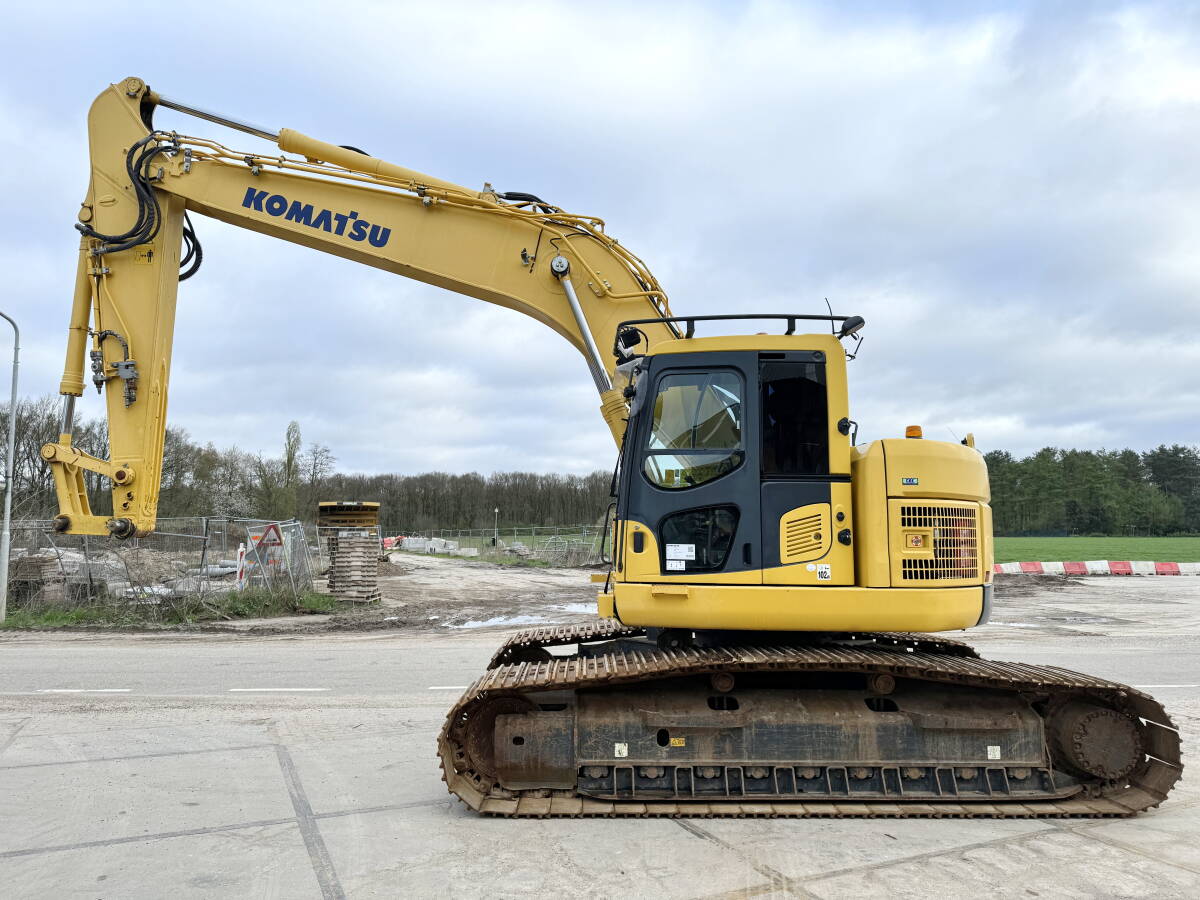 komatsu-pc228-uslc-8-kettenbagger-boss-machinery